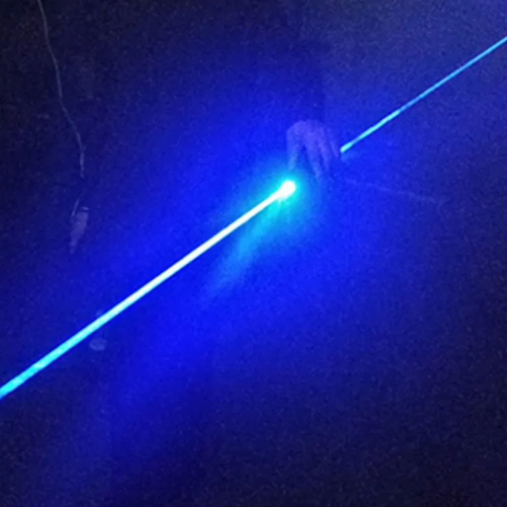 532 нм / 450 нм / 650 нм Грубый/тонкий световой бар и танцевальный зал Вечерний лазерный меч с двойной головкой
532 нм / 450 нм / 650 нм Грубый/тонкий световой бар и танцевальный зал Вечерний лазерный меч с двойной головкой