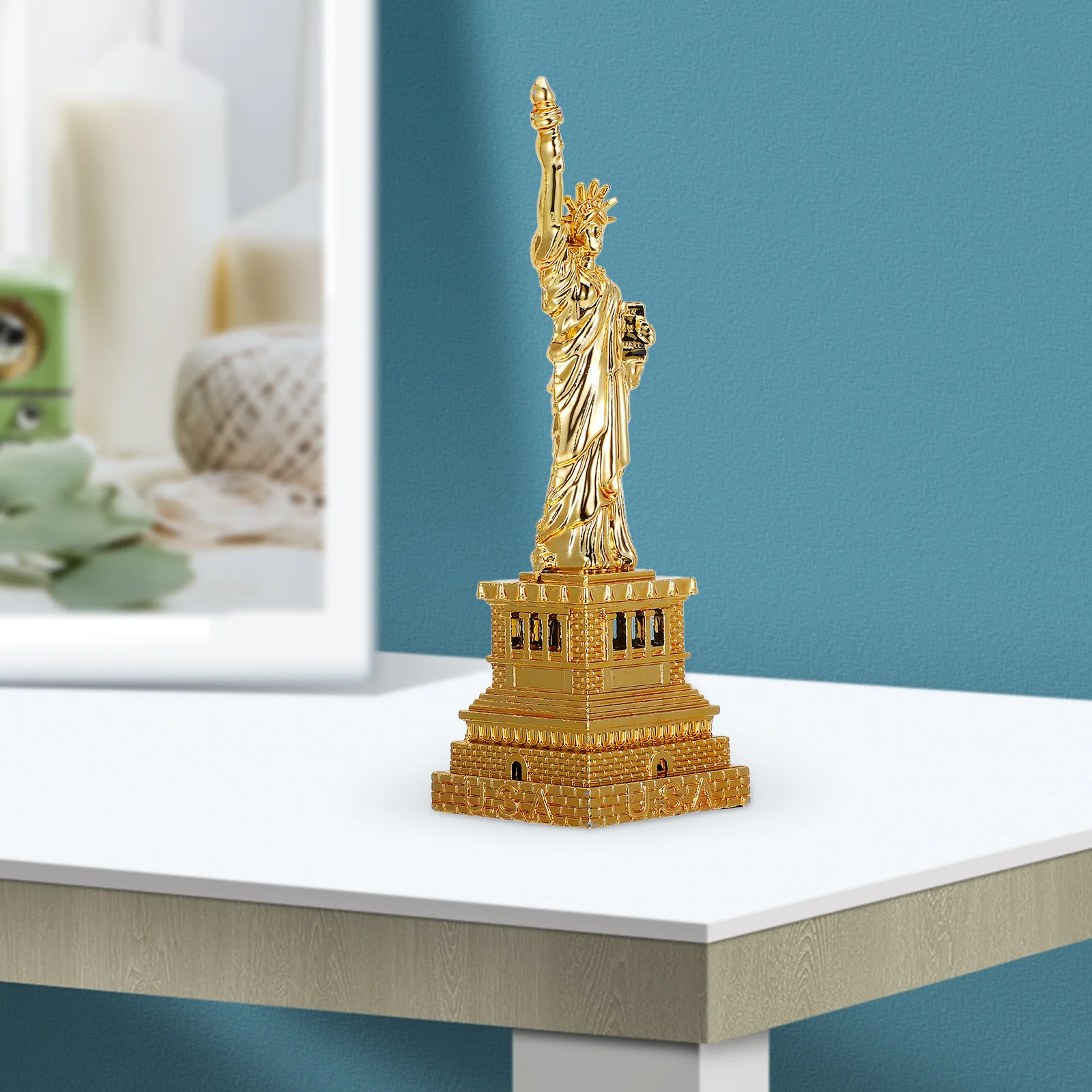 Metal Statue of Liberty Figurine Office Decor Souvenir Sculpture Desktop nament Mini Model USA Tabletop
Metal Statue of Liberty Figurine Office Decor Souvenir Sculpture Desktop nament Mini Model USA Tabletop