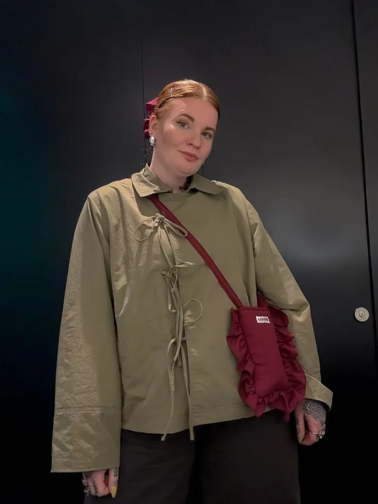 Chic Lapel Lace Up Short Jacket Women Casual Full Sleeve V-neck Loose Jackets 2026 Lady Spring Autumn Daily Commute Outwear New
Chic Lapel Lace Up Short Jacket Women Casual Full Sleeve V-neck Loose Jackets 2026 Lady Spring Autumn Daily Commute Outwear New