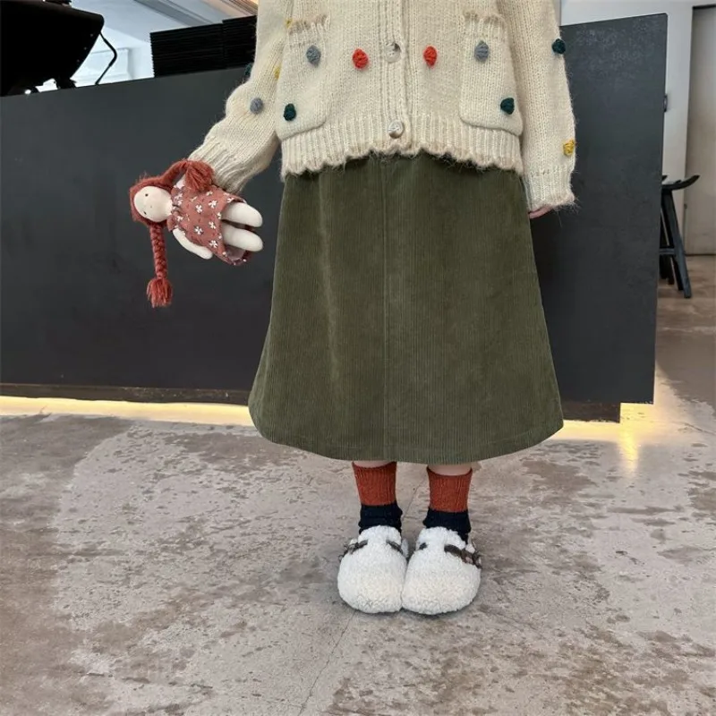 Loose Corduroy Long Skirt for Tween Girls Korean Boho Style Children's Oversized Half Skirt with Pockets Spring Autumn Wear
Loose Corduroy Long Skirt for Tween Girls Korean Boho Style Children's Oversized Half Skirt with Pockets Spring Autumn Wear