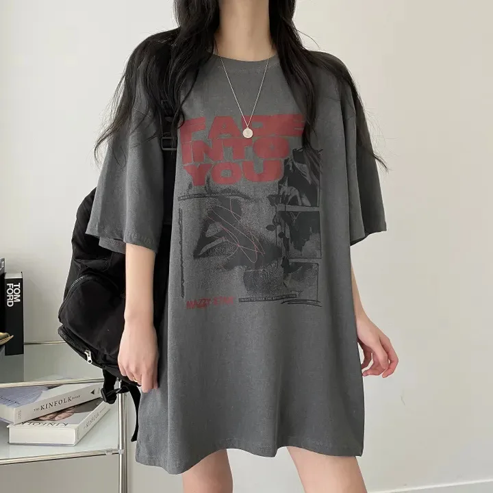 Women Letter Printing Oversized O Neck Tshirt 2025 Summer Hip Hop Short Sleeve Streetwear Vintage T-shirt Clothes Loose Tees
Women Letter Printing Oversized O Neck Tshirt 2025 Summer Hip Hop Short Sleeve Streetwear Vintage T-shirt Clothes Loose Tees