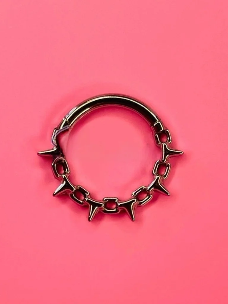 Pinkbankbabns Faionable Personali Cross-Border Spike Chain Nose Ring Piercing Jewelry Unique Design Couple's Accory
Pinkbankbabns Faionable Personali Cross-Border Spike Chain Nose Ring Piercing Jewelry Unique Design Couple's Accory