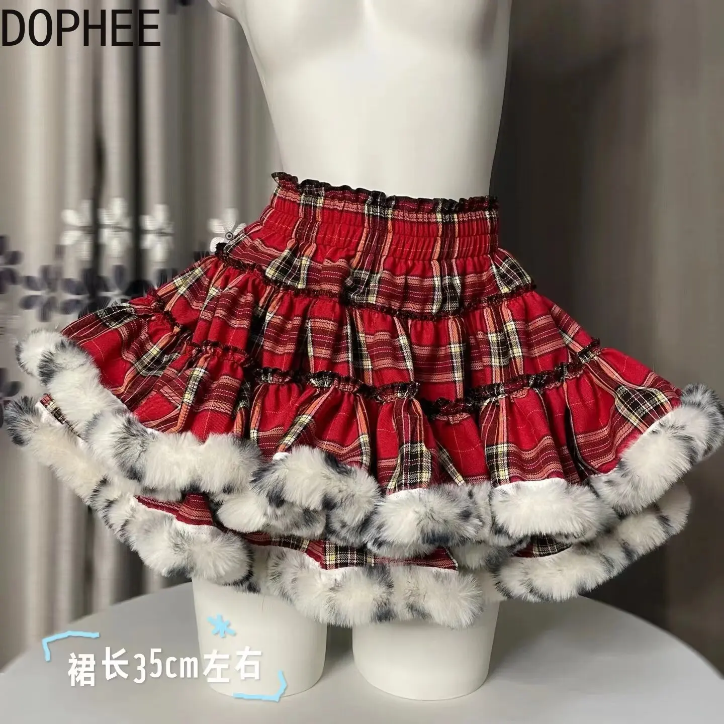 Original Japanese Wind Red Plaid Elegant Ruffles Elastic High Waist Pleated Skirt New Autumn Winter Fur Splicing Cute Cake Skirt
Original Japanese Wind Red Plaid Elegant Ruffles Elastic High Waist Pleated Skirt New Autumn Winter Fur Splicing Cute Cake Skirt