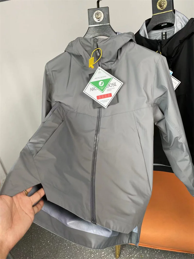 Men's Outdoor Spring Autumn Hardell Jaet Windproof Waterproof Hooded Coat Full Glueing Proc Youth ular Stand Fit
Men's Outdoor Spring Autumn Hardell Jaet Windproof Waterproof Hooded Coat Full Glueing Proc Youth ular Stand Fit