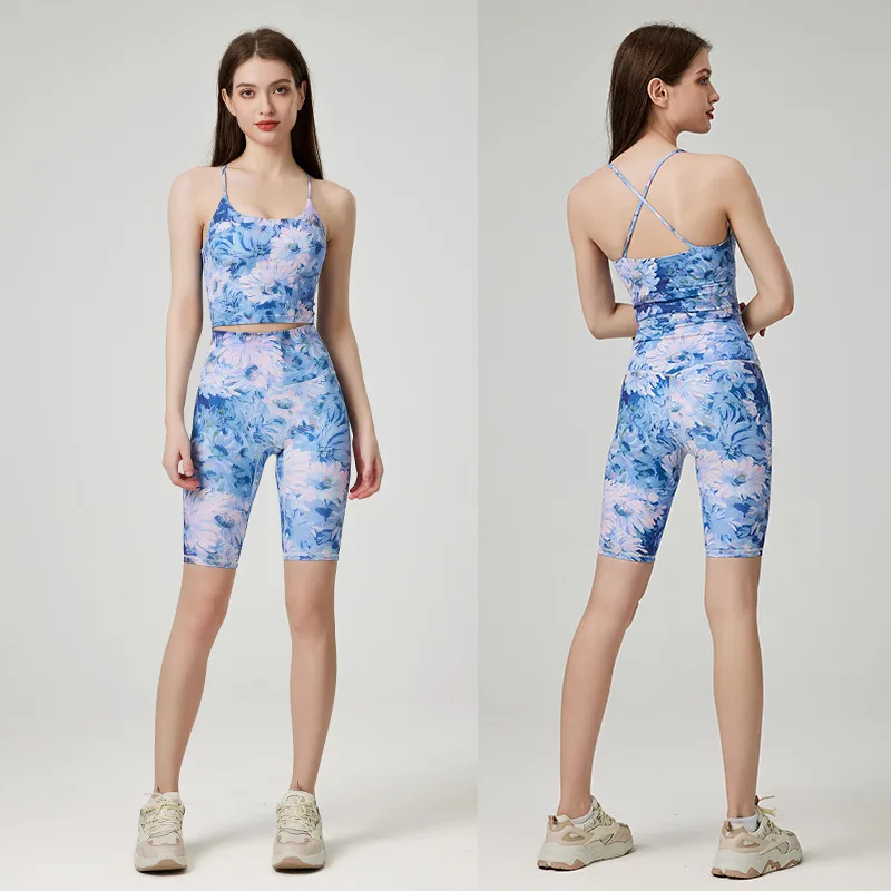 2Pcs Sports Set Flower Print Yoga Clothes Fitness Gym Tracksuit Women Running Sportswear Workout Set
2Pcs Sports Set Flower Print Yoga Clothes Fitness Gym Tracksuit Women Running Sportswear Workout Set