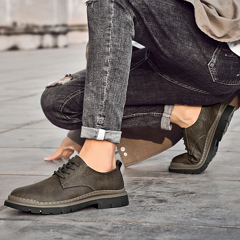 Fashion Thick Bottom Man Luxury Oxford Shoes Lace-Up Outdoor Male Shoes New Men Casual Leather High Quality Party Business Shoes
Fashion Thick Bottom Man Luxury Oxford Shoes Lace-Up Outdoor Male Shoes New Men Casual Leather High Quality Party Business Shoes