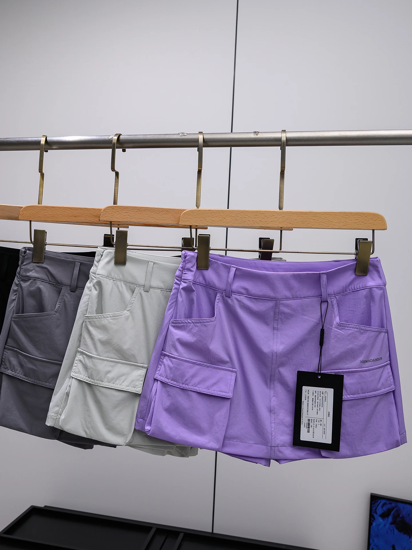 High Waist A-Line Skirt Women's Summer Outdoor Lightweight Cooling Sensation Anti-Light Workwear Skirt for Ladies
High Waist A-Line Skirt Women's Summer Outdoor Lightweight Cooling Sensation Anti-Light Workwear Skirt for Ladies