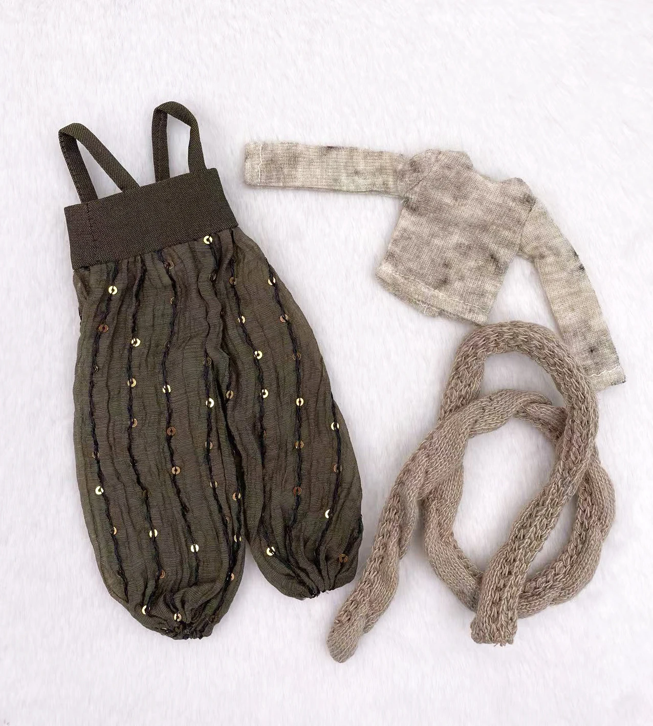 2026 Kari Doll Clothes and dress Strap lantern pants set for Landazz Landoudou ob24 ob22 bjd Doll
2026 Kari Doll Clothes and dress Strap lantern pants set for Landazz Landoudou ob24 ob22 bjd Doll