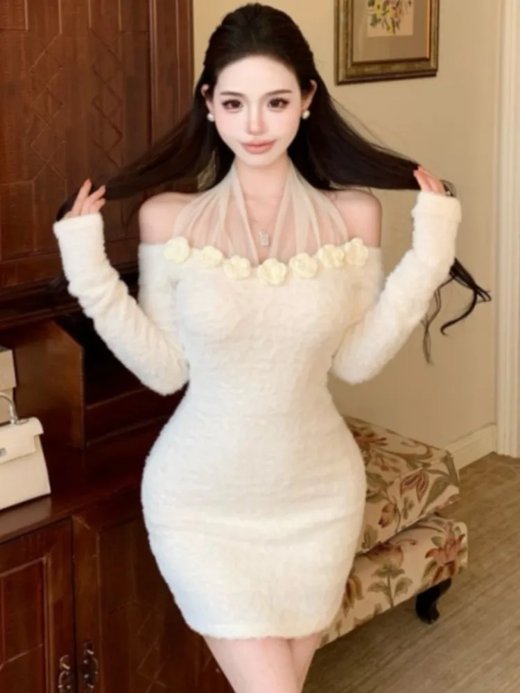 Elegant One-Shoulder Lace Trim Base Layer Dress Pure Desire Sexy Backless Slim Long Sleeve Irregular Skirt Korean Style Commute
Elegant One-Shoulder Lace Trim Base Layer Dress Pure Desire Sexy Backless Slim Long Sleeve Irregular Skirt Korean Style Commute