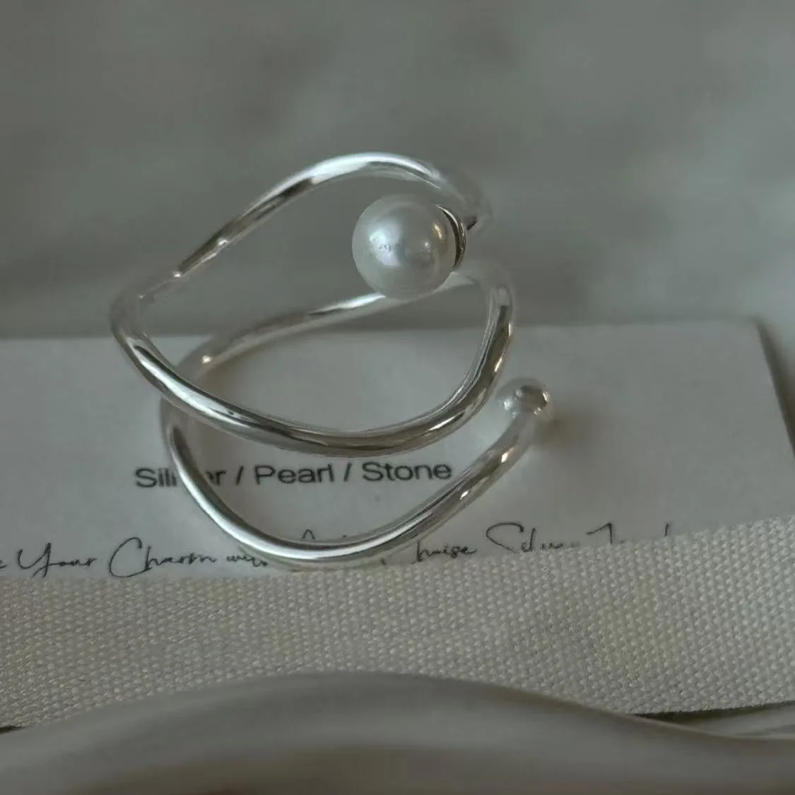 925 Sterling Silver Rings For Women Vintage Handmade Adjustable Geometric Pearl Ring Fashion Band Female Bijoux Gift
925 Sterling Silver Rings For Women Vintage Handmade Adjustable Geometric Pearl Ring Fashion Band Female Bijoux Gift