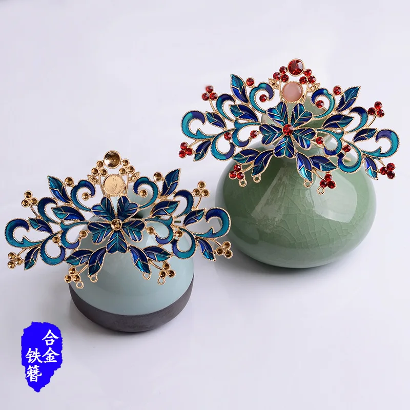 New dripping oil imitation burnt blue cloisonne alloy material diamond-encrusted flower hairpin DIY antique hair crown accessori
New dripping oil imitation burnt blue cloisonne alloy material diamond-encrusted flower hairpin DIY antique hair crown accessori