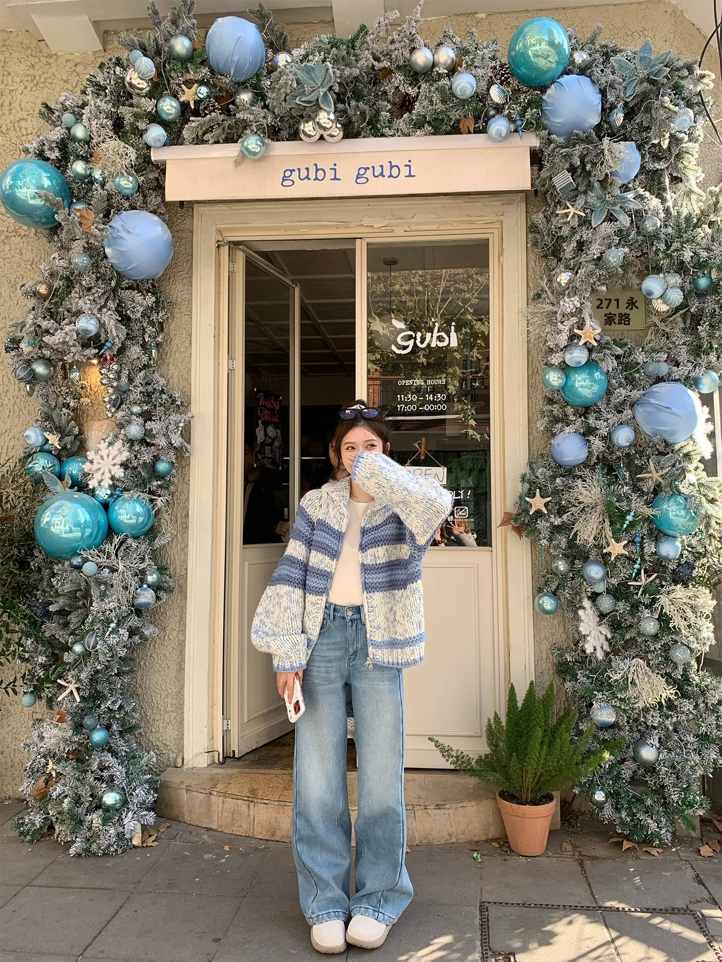NNS Long Leg Generator Thin Straight Jeans Light Blue Thickened Velvet Deconstructed Feel Straight Leg Denim Women's Fashion
NNS Long Leg Generator Thin Straight Jeans Light Blue Thickened Velvet Deconstructed Feel Straight Leg Denim Women's Fashion