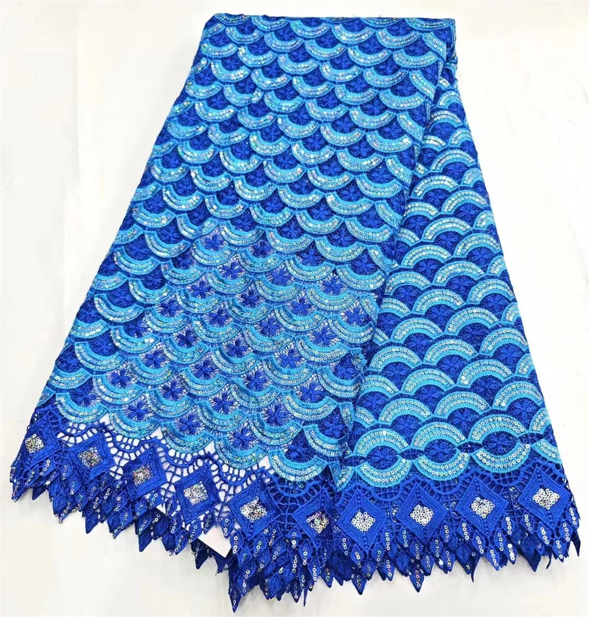 Nigerian Lace Fabrics 2023 High Quality African Lace Fabric French Guipure Cord Lace Fabric For Party Sewing Material
Nigerian Lace Fabrics 2023 High Quality African Lace Fabric French Guipure Cord Lace Fabric For Party Sewing Material
