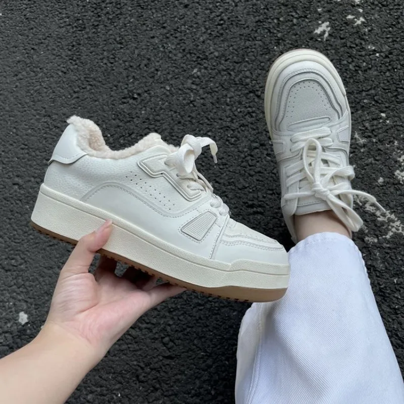 Women's Genuine Leather Platform Sneakers New White Retro Casual Skate Shoes Warm Lined Thick Sole Lace-Up Non-slip Footwear 운동화
Women's Genuine Leather Platform Sneakers New White Retro Casual Skate Shoes Warm Lined Thick Sole Lace-Up Non-slip Footwear 운동화