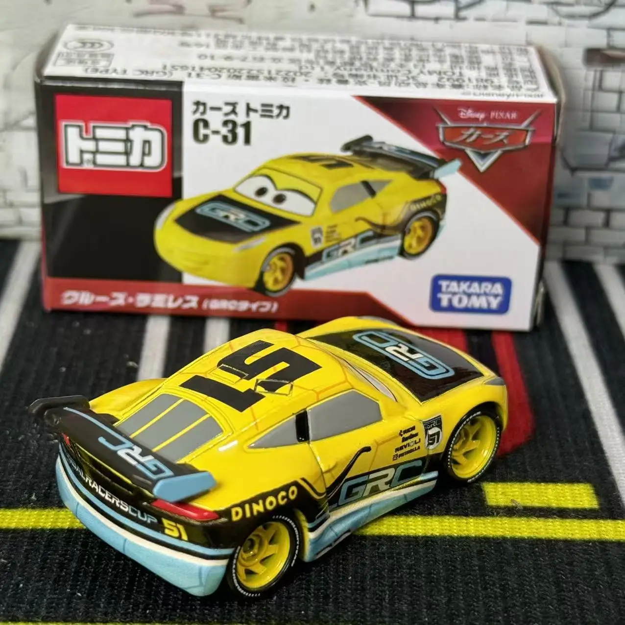 Takara Tomy Disney Cars Tomica C-31 Cruise Ramirez GRC, литая под давлением модель автомобиля из сплава, игрушки, детские подарки для мальчиков
Takara Tomy Disney Cars Tomica C-31 Cruise Ramirez GRC, литая под давлением модель автомобиля из сплава, игрушки, детские подарки для мальчиков