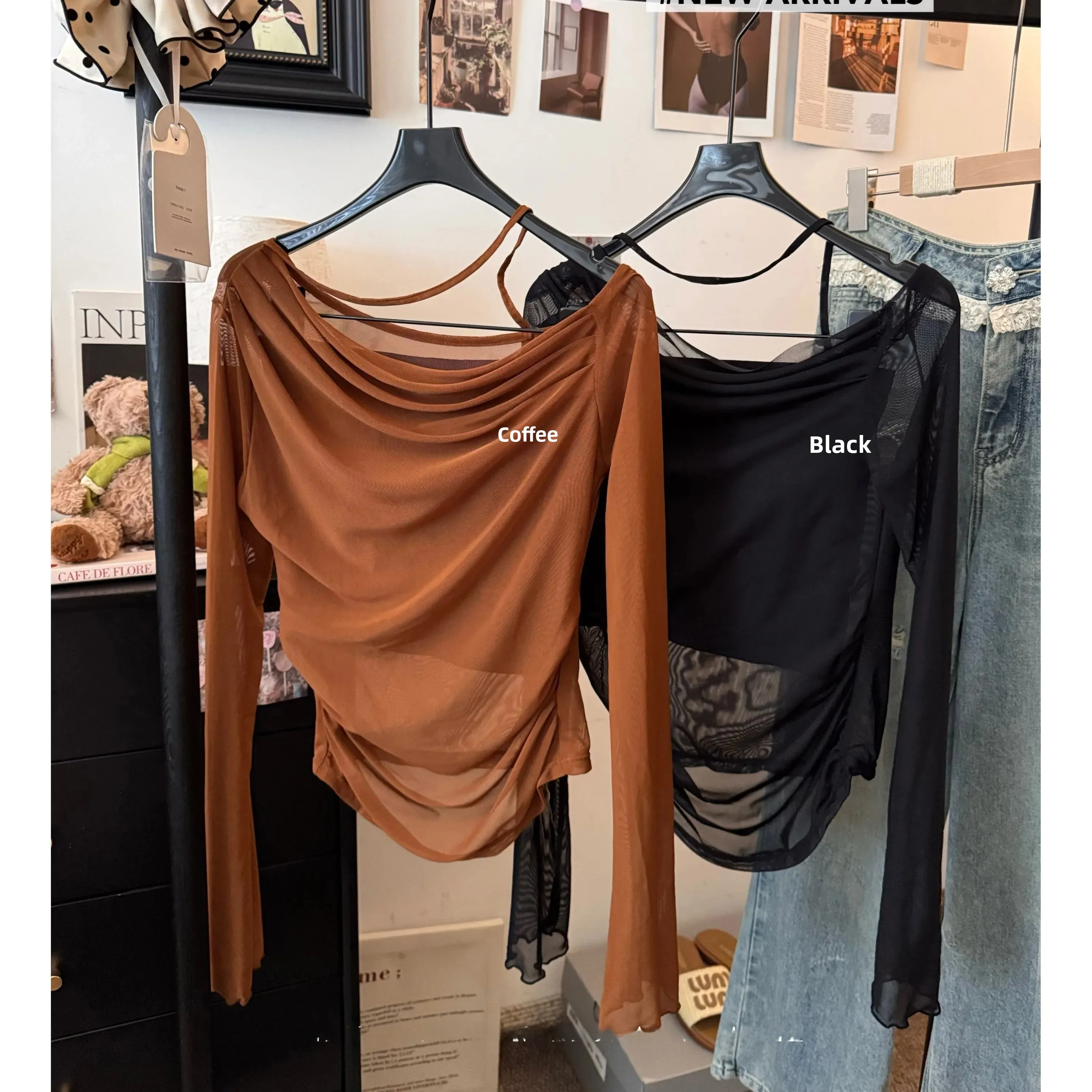 Sweet And Spicy Shoulder Bared Long Sleeve T Shirt Women's Autumn New Sexy Neck Hanging Design Top Korean Style Slim Fit Comm...
Sweet And Spicy Shoulder Bared Long Sleeve T Shirt Women's Autumn New Sexy Neck Hanging Design Top Korean Style Slim Fit Comm...