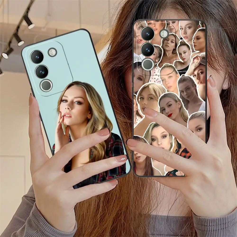 Ester Exposito Matte TPU Mobile Phone Case for VIVO Y77 76 75 74 73 72 58 56 55 51 50 38 36 Y19 Y18 Y03 Y01 5G Colorful Cover
Ester Exposito Matte TPU Mobile Phone Case for VIVO Y77 76 75 74 73 72 58 56 55 51 50 38 36 Y19 Y18 Y03 Y01 5G Colorful Cover