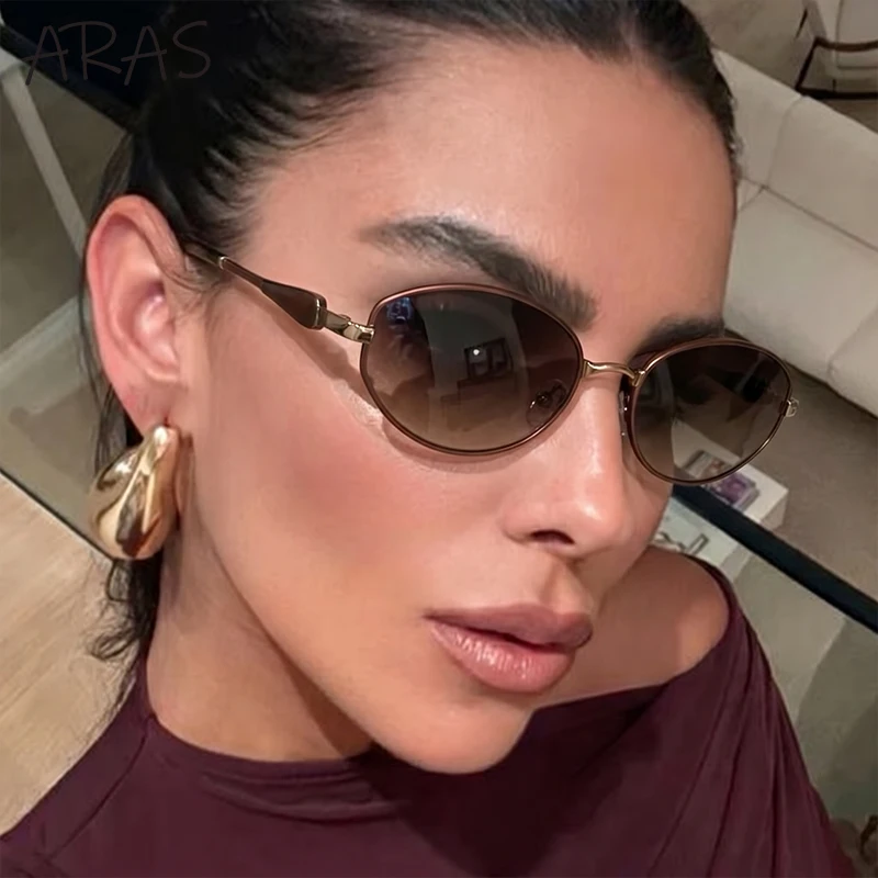 Vintage Geometric Oval Punk Sunglasses Women 2026 Luxury Brand Designer Small Frame Steampunk Sun Glasses Female Driving Shades
Vintage Geometric Oval Punk Sunglasses Women 2026 Luxury Brand Designer Small Frame Steampunk Sun Glasses Female Driving Shades