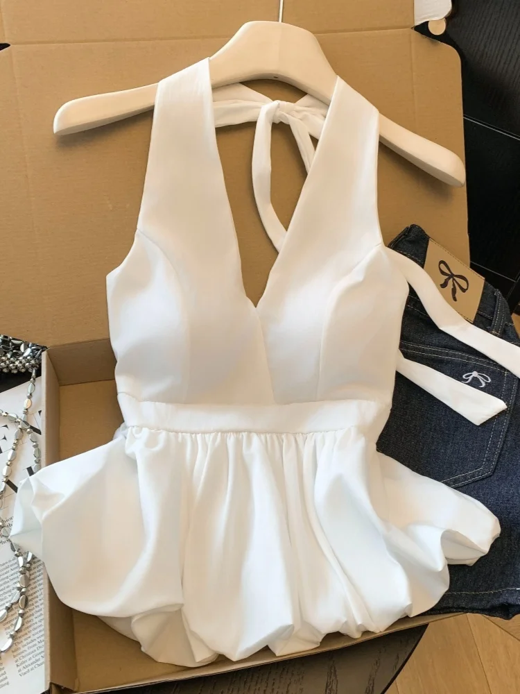 Sweet And Spicy V-neck Halter Strapless Tank Top Women's Summer New Style High-grade Sense Skirt Upper Body Fashionable Silk
Sweet And Spicy V-neck Halter Strapless Tank Top Women's Summer New Style High-grade Sense Skirt Upper Body Fashionable Silk
