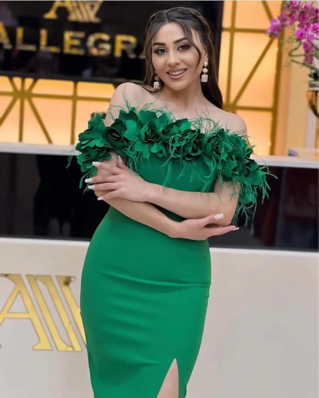 Elegant Mermaid Off The Shoulder Prom Dresses Sleeveless Feathers Flowers Floor Length Party Dresses Side Split Evening Dresses
Elegant Mermaid Off The Shoulder Prom Dresses Sleeveless Feathers Flowers Floor Length Party Dresses Side Split Evening Dresses