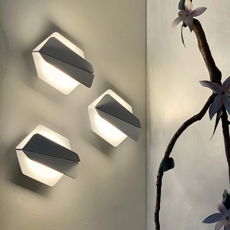 LED outdoor wall light, waterproof courtyard light, stair hallway waterproof indoor light, modern minimalist exterior wall light
LED outdoor wall light, waterproof courtyard light, stair hallway waterproof indoor light, modern minimalist exterior wall light