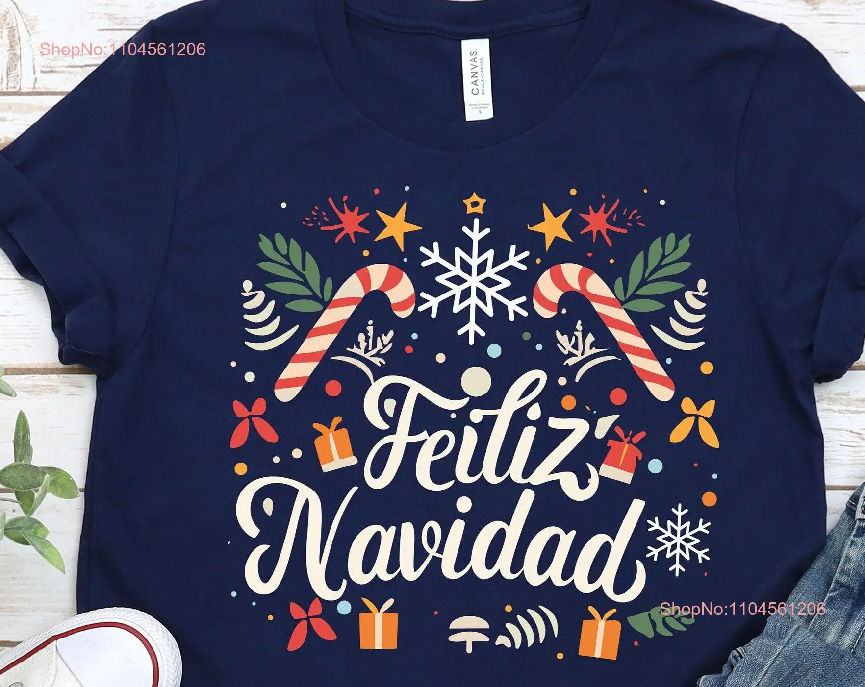 Футболка Feliz Navidad с испанскими рождественскими огнями, одинаковые комплекты для всей семьи, милые 2023, с длинными или короткими рукавами
Футболка Feliz Navidad с испанскими рождественскими огнями, одинаковые комплекты для всей семьи, милые 2023, с длинными или короткими рукавами