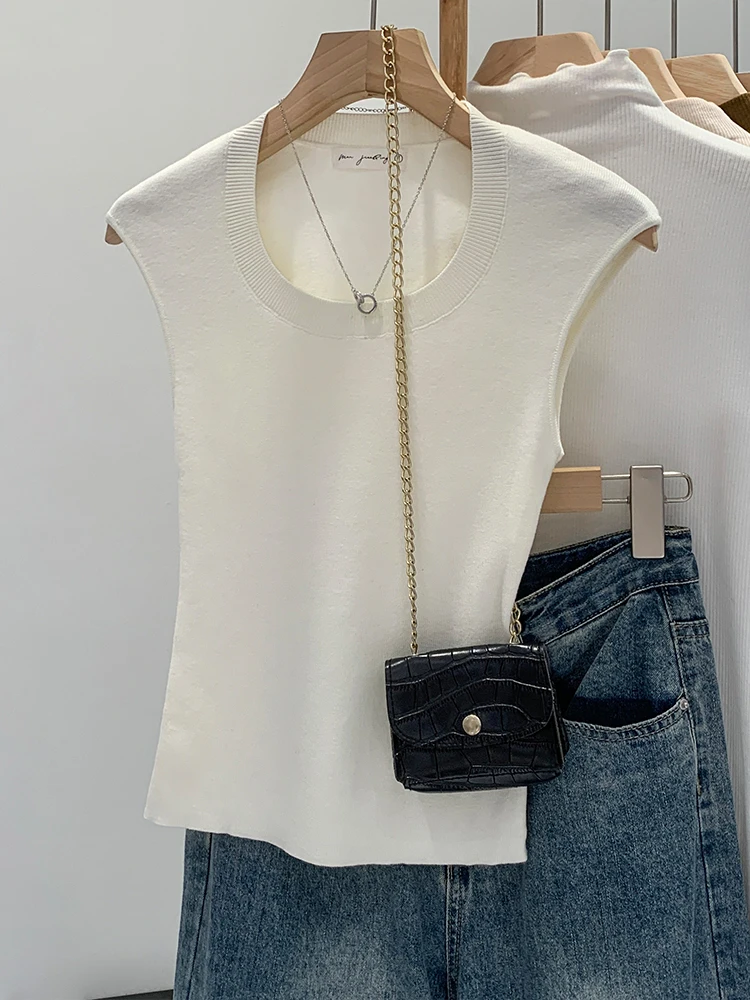 Chic Korean Style Sleeveless U-Neck Knitted Vest Women's Summer Slim Fit Fashionable Single Wear Top
Chic Korean Style Sleeveless U-Neck Knitted Vest Women's Summer Slim Fit Fashionable Single Wear Top