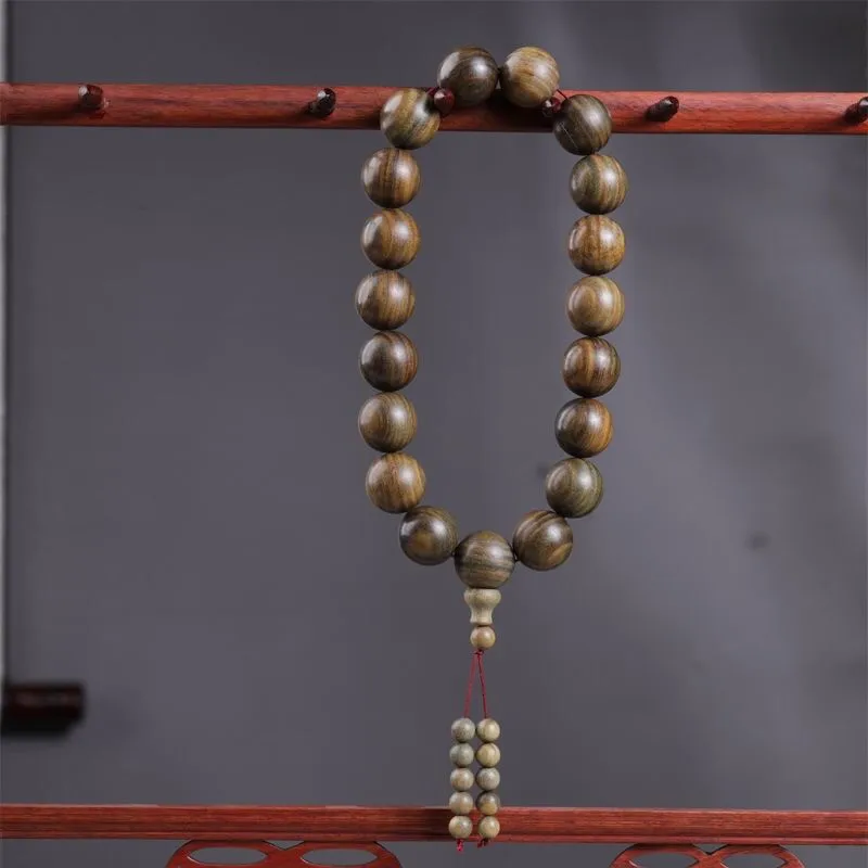 Green Sandalwood Buddhist Prayer Beads Bracelet for Men 18 Beads 20mm Meditation Prayer Mala for Spiritual Practice Gifts
Green Sandalwood Buddhist Prayer Beads Bracelet for Men 18 Beads 20mm Meditation Prayer Mala for Spiritual Practice Gifts
