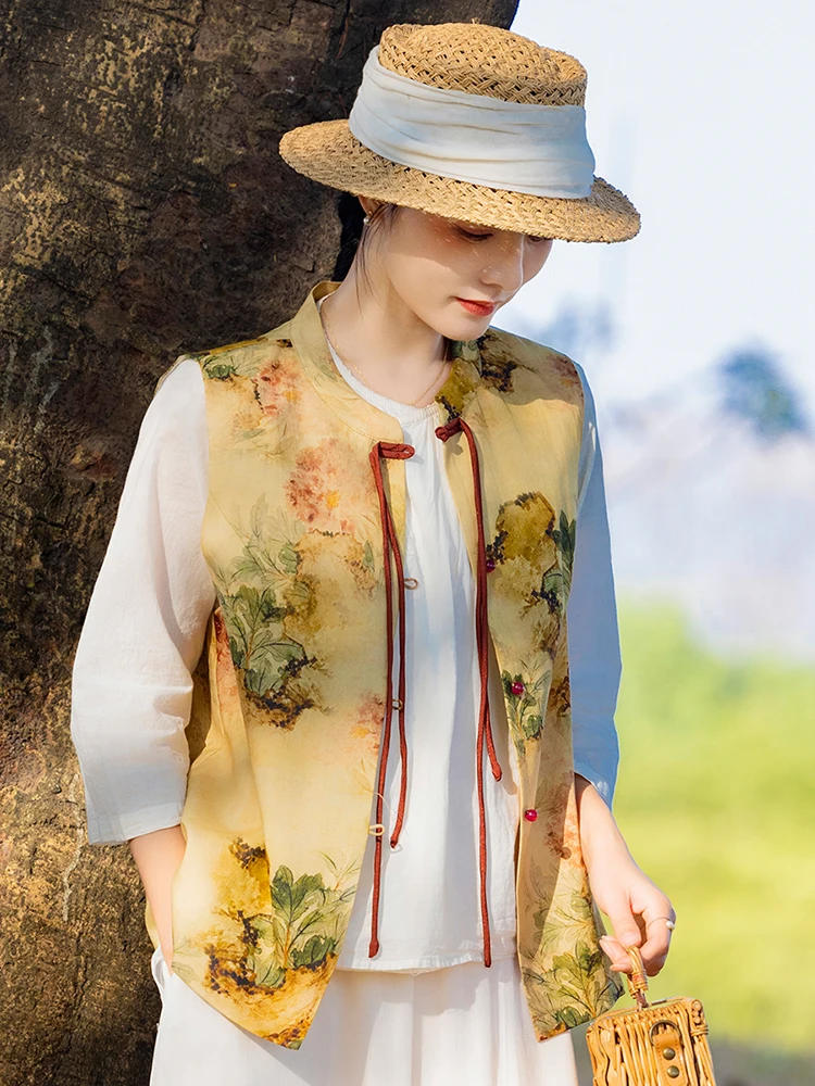 Новая женская майка-ципао в китайском стиле, летняя, тонкая, льняная, дышащая, с высоким воротником, на пуговицах, с цветочным принтом, повседневная одежда
Новая женская майка-ципао в китайском стиле, летняя, тонкая, льняная, дышащая, с высоким воротником, на пуговицах, с цветочным принтом, повседневная одежда