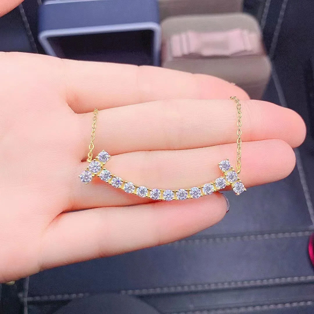 Moissanite Necklace 3mm Lab Diamonds High Jewelry Women's Engagement Gift Real 925 Sterling Silver Tested
Moissanite Necklace 3mm Lab Diamonds High Jewelry Women's Engagement Gift Real 925 Sterling Silver Tested