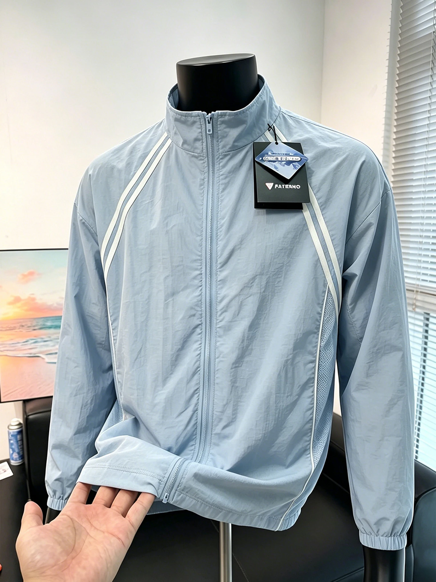 Light Blue Striped Stand Collar Men's Summer Thin Mesh Breathable Quick Dry Outdoor Sun Protection Jacket Fashionable Youth Wear
Light Blue Striped Stand Collar Men's Summer Thin Mesh Breathable Quick Dry Outdoor Sun Protection Jacket Fashionable Youth Wear