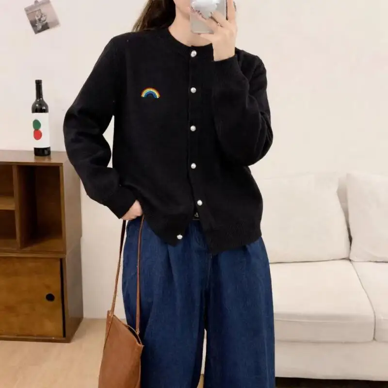 2026Women Knitted Cardigan Rainbow Embroidery O-Neck Single Breasted Pearl Shape Button Sweater Korean Casual Solid Knitting Top
2026Women Knitted Cardigan Rainbow Embroidery O-Neck Single Breasted Pearl Shape Button Sweater Korean Casual Solid Knitting Top