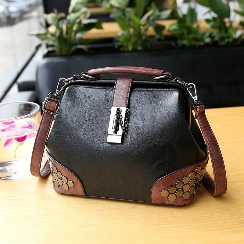 Rivet Doctor's Bag 2025 Foreign Trade New Women's Bag Retro Lock Shoulder Bag Women's Cross Shoulder Bag
Rivet Doctor's Bag 2025 Foreign Trade New Women's Bag Retro Lock Shoulder Bag Women's Cross Shoulder Bag
