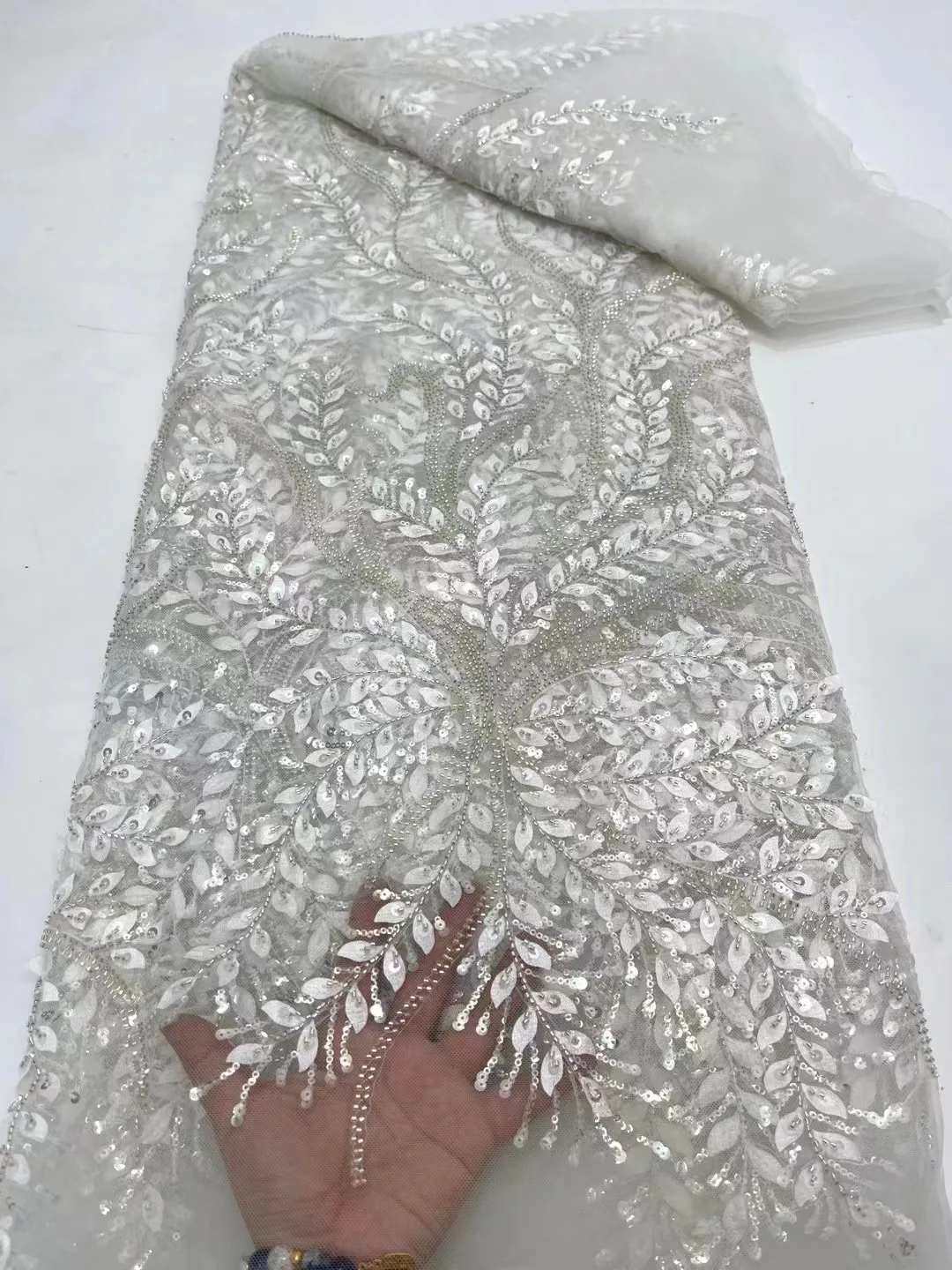 Latest African Sequins Beaded Lace Fabric White Embroidery French Mesh Sequins Lace Fabric Nigerian Tulle Lace For Party QF0901
Latest African Sequins Beaded Lace Fabric White Embroidery French Mesh Sequins Lace Fabric Nigerian Tulle Lace For Party QF0901