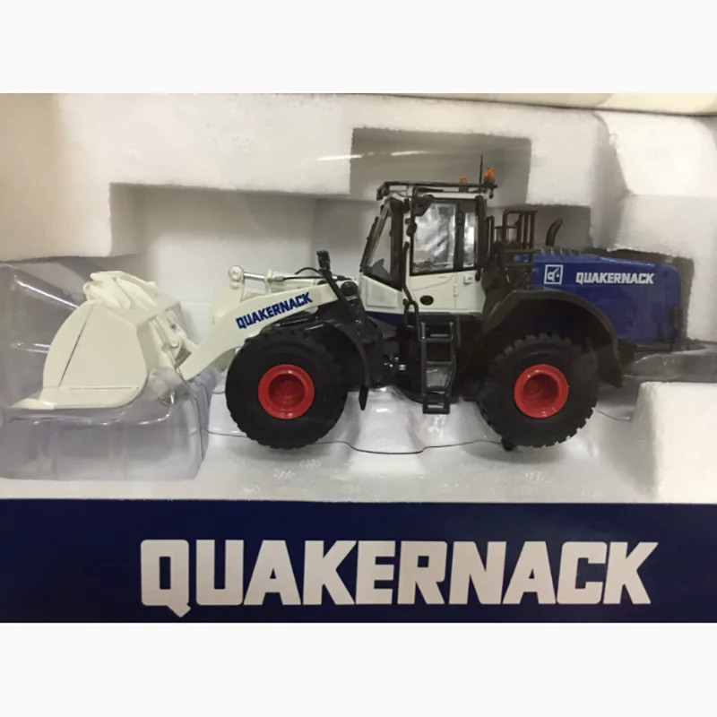UH 1:50 Scale 8116 WA470-8 Wheeled Loader Alloy Forklift Model Simulation Toy desktop Collection Gift Static Display
UH 1:50 Scale 8116 WA470-8 Wheeled Loader Alloy Forklift Model Simulation Toy desktop Collection Gift Static Display