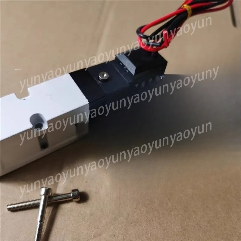 Solenoid Valve SIE311-IP-SD2-D4 Hot Runner SIE311-1P-SD2-A2 AC220V DC24V
Solenoid Valve SIE311-IP-SD2-D4 Hot Runner SIE311-1P-SD2-A2 AC220V DC24V