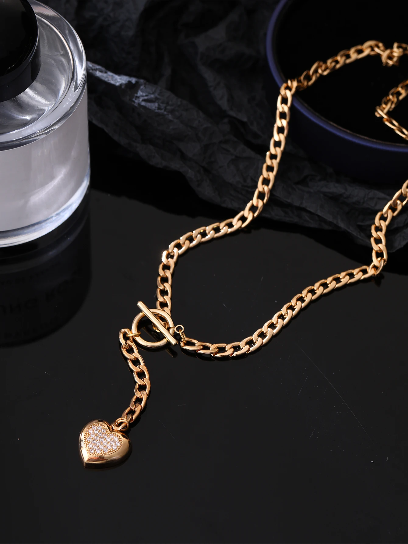 Unique Ot Buckle Y-Shaped Sweater Chain Heart Zircon Pendant Necklace Concert Party Vacation Versatile Elegant Sweet Necklace
Unique Ot Buckle Y-Shaped Sweater Chain Heart Zircon Pendant Necklace Concert Party Vacation Versatile Elegant Sweet Necklace