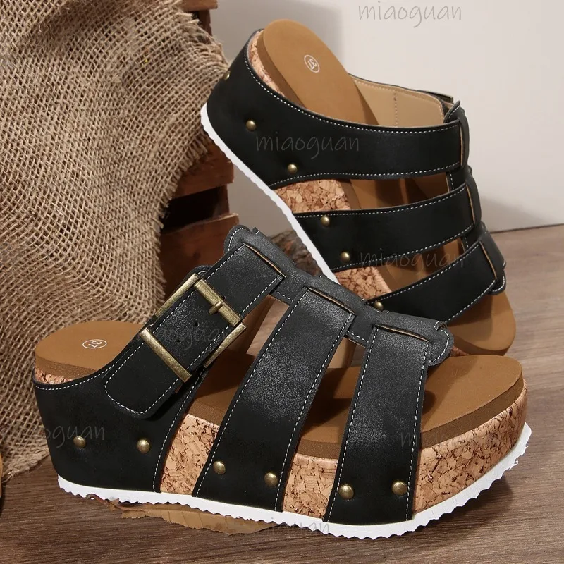 Vintage Buckle Strap Wedge Slide Sandals Women's Open Toe Rivet Platform Mule Slippers Slip-on Summer Casual Outdoor Walking
Vintage Buckle Strap Wedge Slide Sandals Women's Open Toe Rivet Platform Mule Slippers Slip-on Summer Casual Outdoor Walking