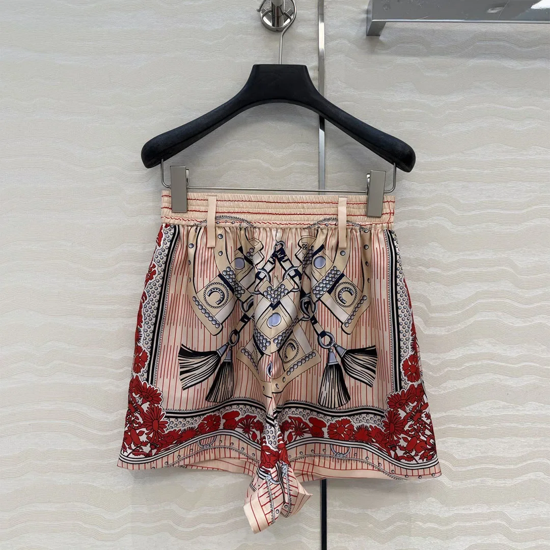 Шелковые шорты женские элегантные с принтом на эластичной резинке, новинка 2026 года
Шелковые шорты женские элегантные с принтом на эластичной резинке, новинка 2026 года