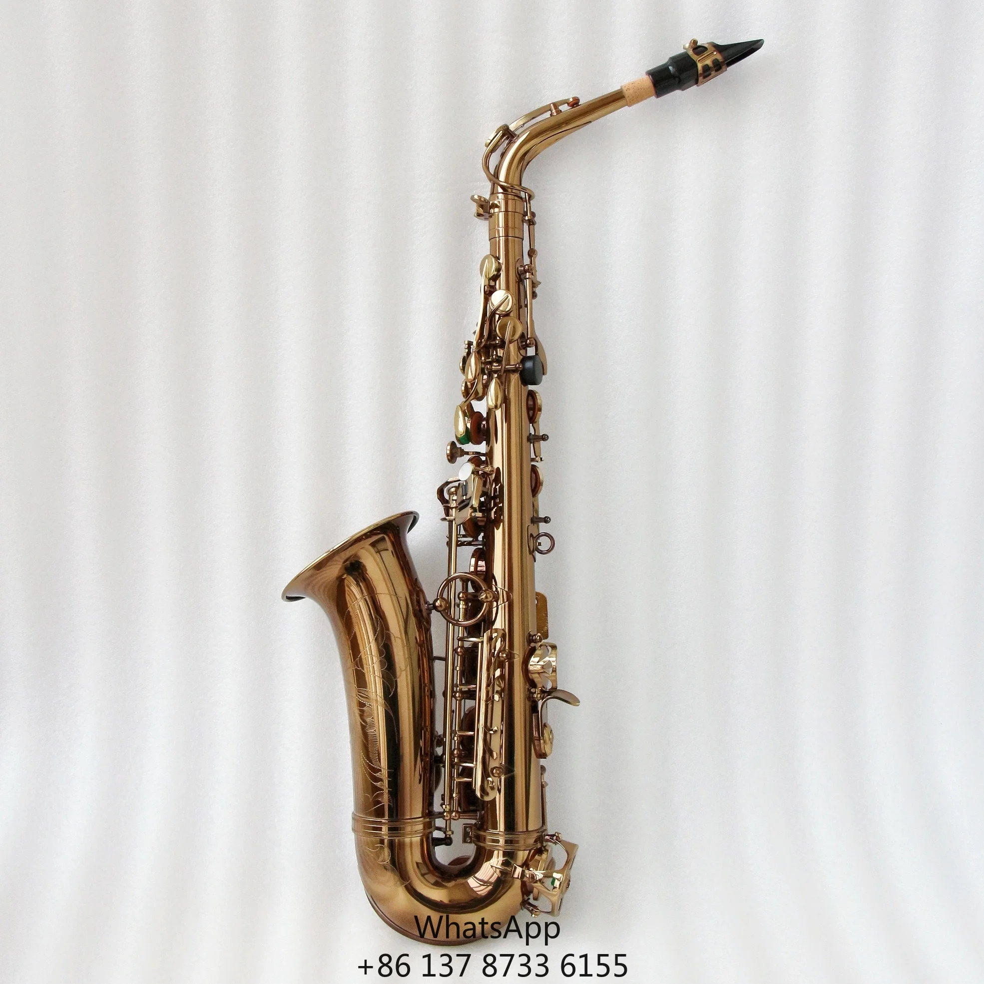 Professional Focustyle Alto Saxophone Brass Body Coffee Gold Plated EB Tone FAS-500MKVI Model
Professional Focustyle Alto Saxophone Brass Body Coffee Gold Plated EB Tone FAS-500MKVI Model