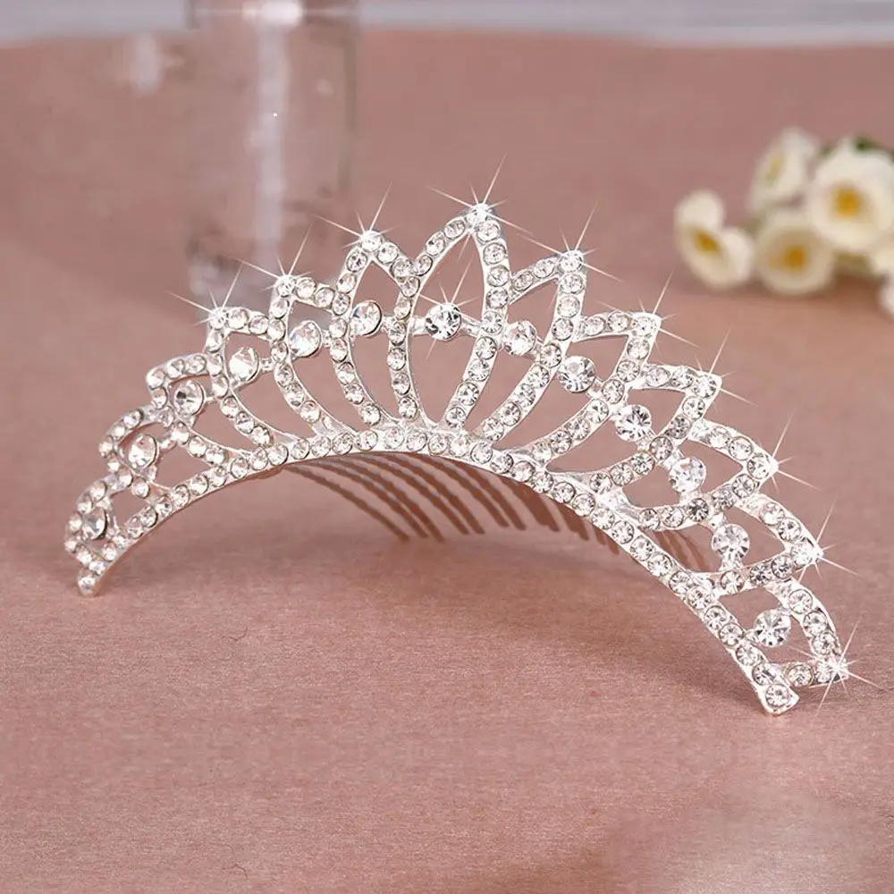 Party Children Hair Comb Ornaments Sweet Crown Headband Hair Styling Accessories Headwear Wedding Jewelry Fashion Accessories
Party Children Hair Comb Ornaments Sweet Crown Headband Hair Styling Accessories Headwear Wedding Jewelry Fashion Accessories