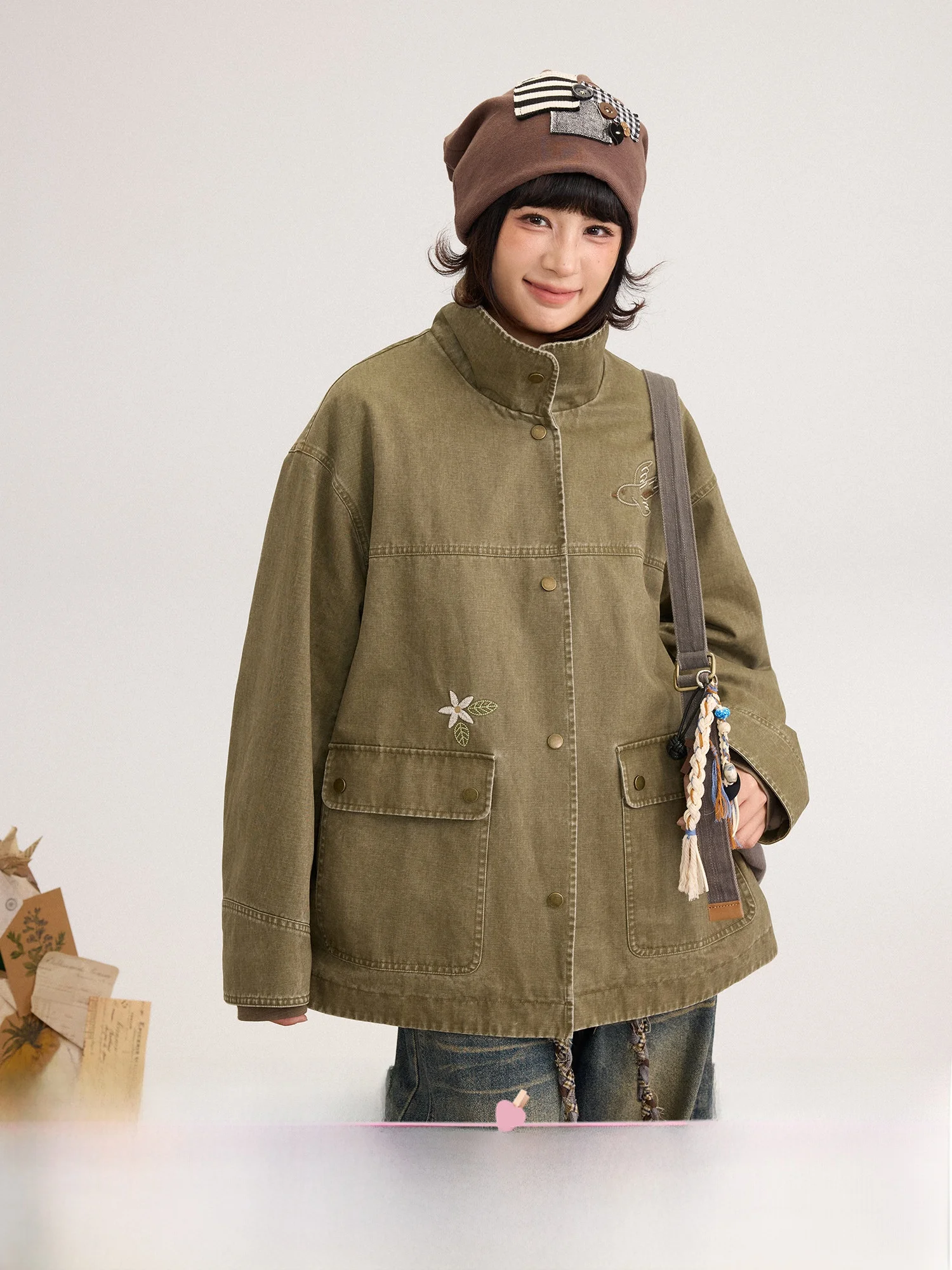 Retro Cotton Embroidered Floral Bird Jacket Women's Spring Outerwear Standard Fit Long Sleeve Button up Mid-Length Coat
Retro Cotton Embroidered Floral Bird Jacket Women's Spring Outerwear Standard Fit Long Sleeve Button up Mid-Length Coat