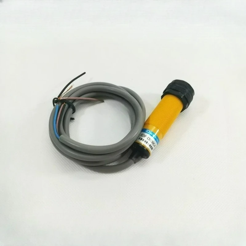 E3F DS30C4 Photoelectric Sensor Switch for Basketball Arcade Game Machine Parts
E3F DS30C4 Photoelectric Sensor Switch for Basketball Arcade Game Machine Parts