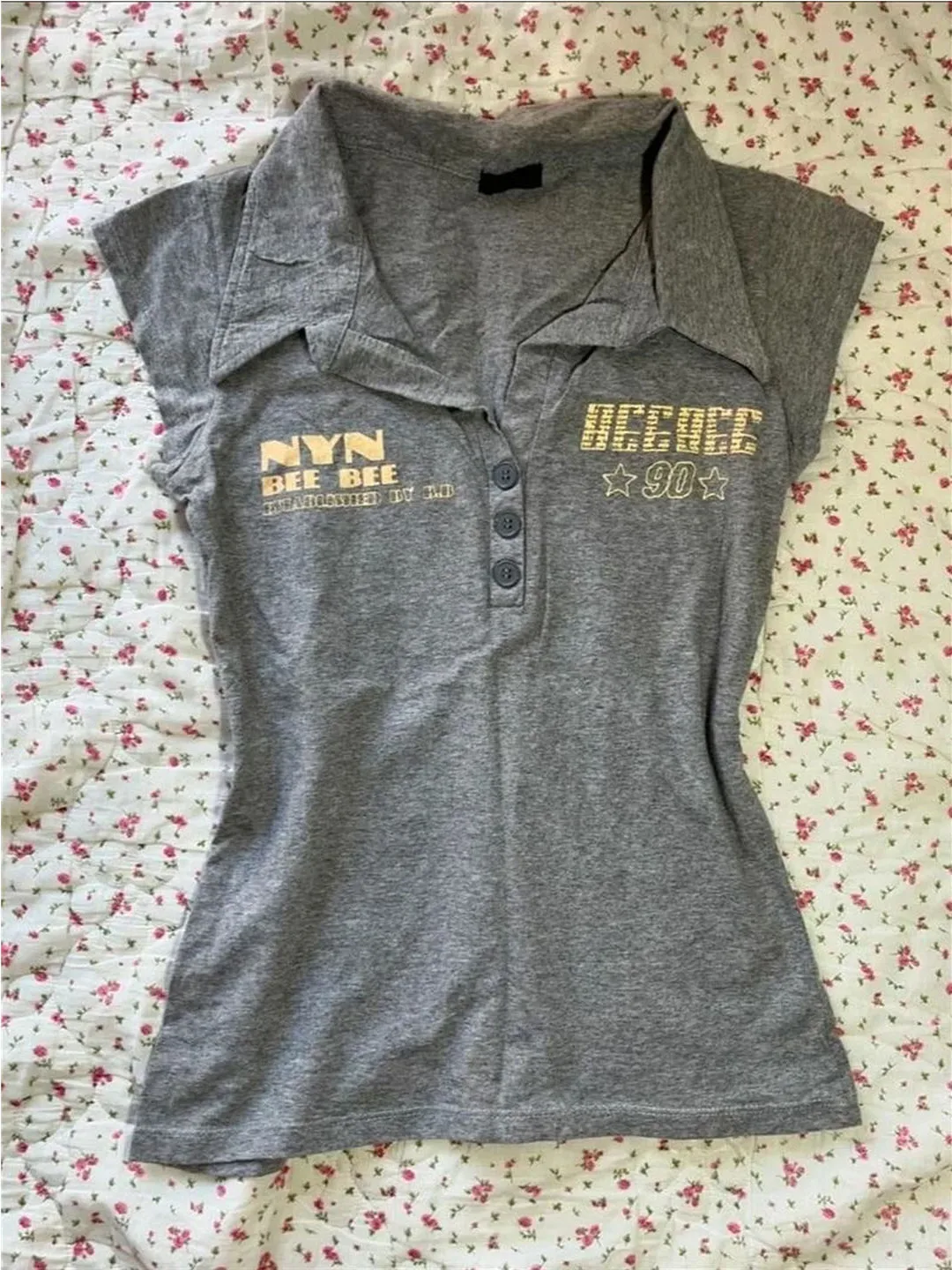 Slim Fit Vintage Short Sleeve T-Shirt Women's Summer Waist Cinching Turn-down Collar Base Layer Top Trendy Korean Style
Slim Fit Vintage Short Sleeve T-Shirt Women's Summer Waist Cinching Turn-down Collar Base Layer Top Trendy Korean Style