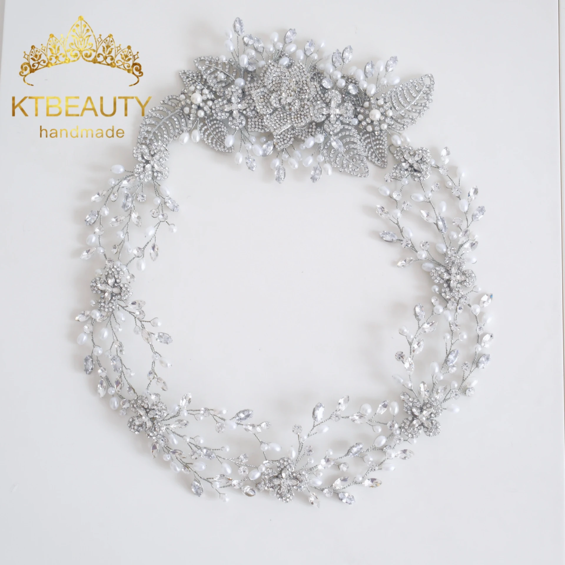 KTBEAUTY шпилька повязки на голову женские кристаллы из оловянного сплава модная модная одежда для волос два в одном украшения для волос аксессуары распродажа
KTBEAUTY шпилька повязки на голову женские кристаллы из оловянного сплава модная модная одежда для волос два в одном украшения для волос аксессуары распродажа