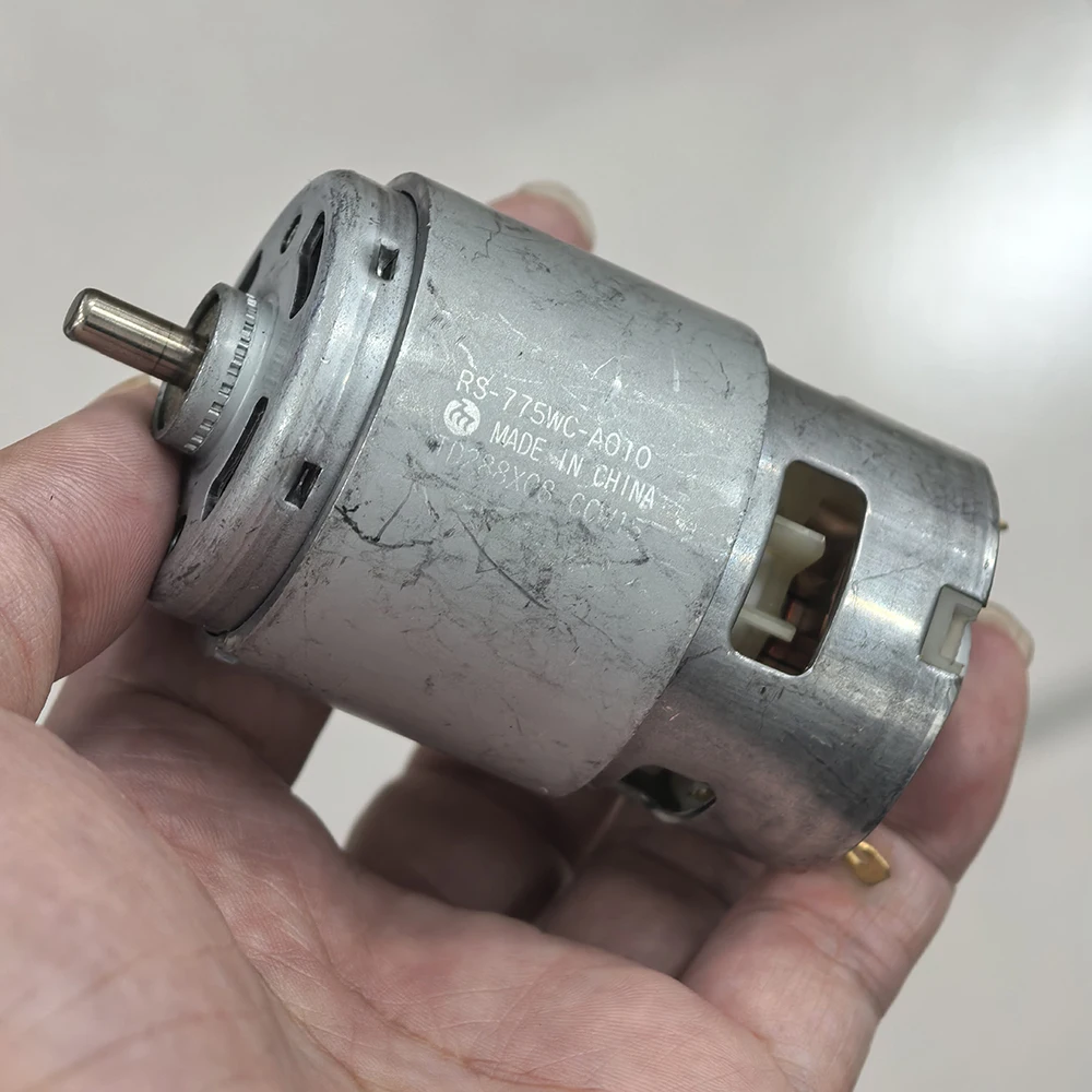 MABUCHI RS-775WC-A010 Motor DC 12V-18V High Speed High Power 775 Motor For Electric Drill Saw Garden Tool
MABUCHI RS-775WC-A010 Motor DC 12V-18V High Speed High Power 775 Motor For Electric Drill Saw Garden Tool