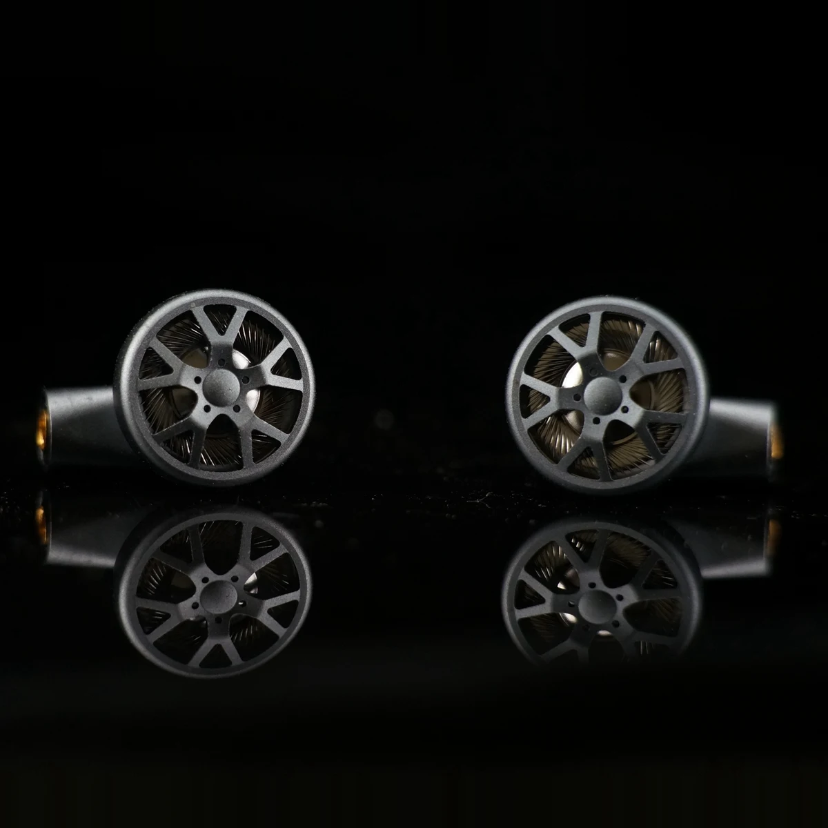 HESSIAN OURART 14.6mm Composite Ditanium Dynamic Metal Hollow Flagship Studio Earphones Flat-Head HiFi Music Monitor Copper
HESSIAN OURART 14.6mm Composite Ditanium Dynamic Metal Hollow Flagship Studio Earphones Flat-Head HiFi Music Monitor Copper