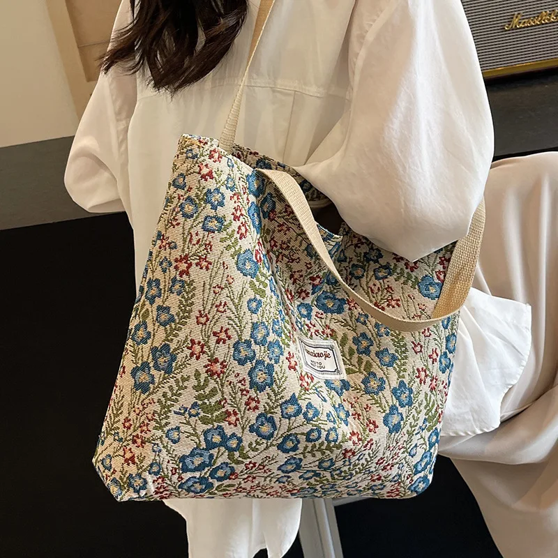 Ins Style Female Floral Canvas Bag, Large Capacity Fashion Versatile Shoulder Handbag for Student School Daily Outing
Ins Style Female Floral Canvas Bag, Large Capacity Fashion Versatile Shoulder Handbag for Student School Daily Outing