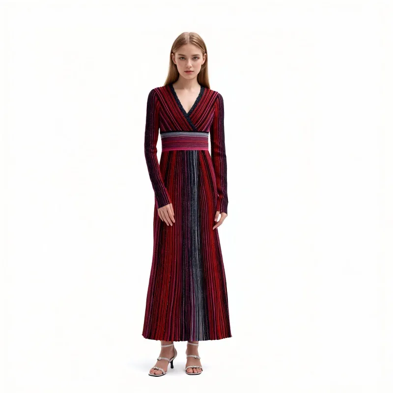 High-end Autumn and Winter Red V-neck Long-sleeved Gold and Silver Striped A-line Knitted Dress
High-end Autumn and Winter Red V-neck Long-sleeved Gold and Silver Striped A-line Knitted Dress