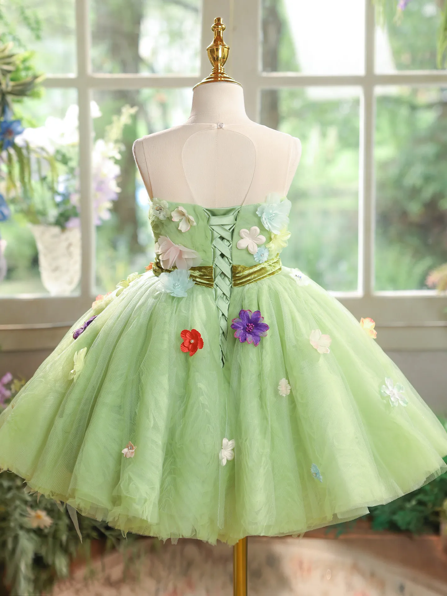 Custom Flower Girl Dress Wedding Party Dress For Girls Birthday Party Pageant Gown Princess Tulle Dress With Floral Appliques
Custom Flower Girl Dress Wedding Party Dress For Girls Birthday Party Pageant Gown Princess Tulle Dress With Floral Appliques